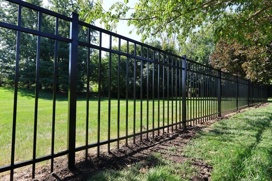 aluminum fence installation Naperville Illinois