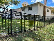 aluminum fence installation Naperville Illinois