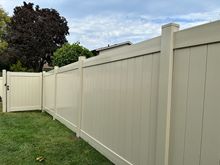 vinyl fence installation Naperville Illinois