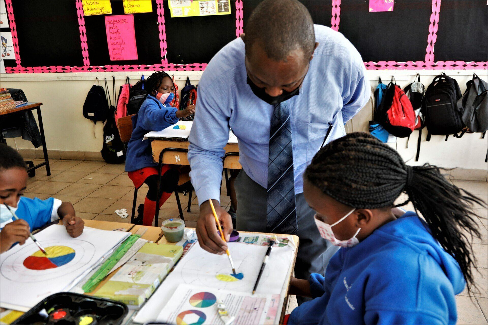 exploring-the-benefits-of-stem-education-makini