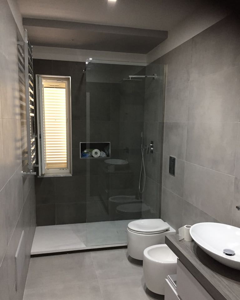 Cabina doccia su misura