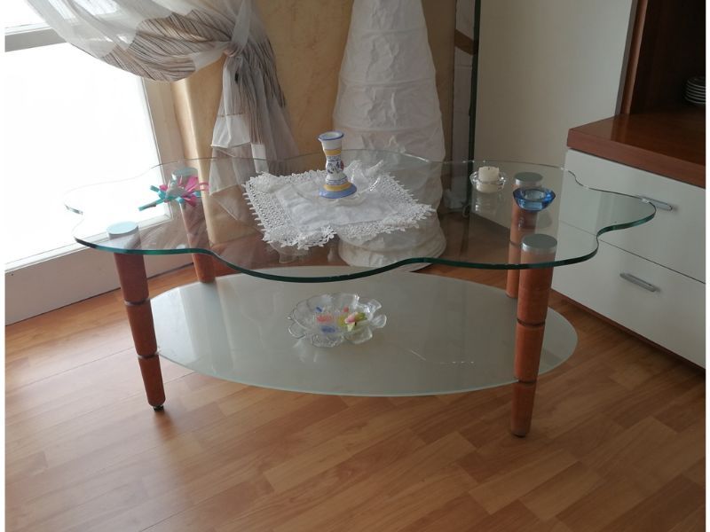 Tavolino in vetro classico