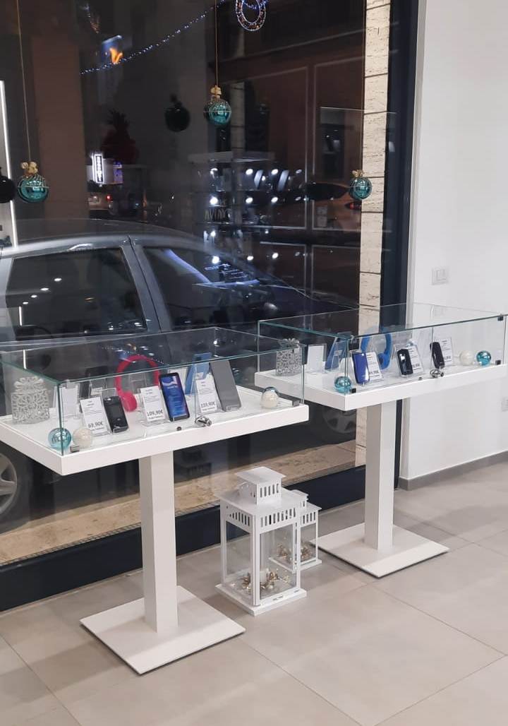 Eleganti vetrinette per negozi