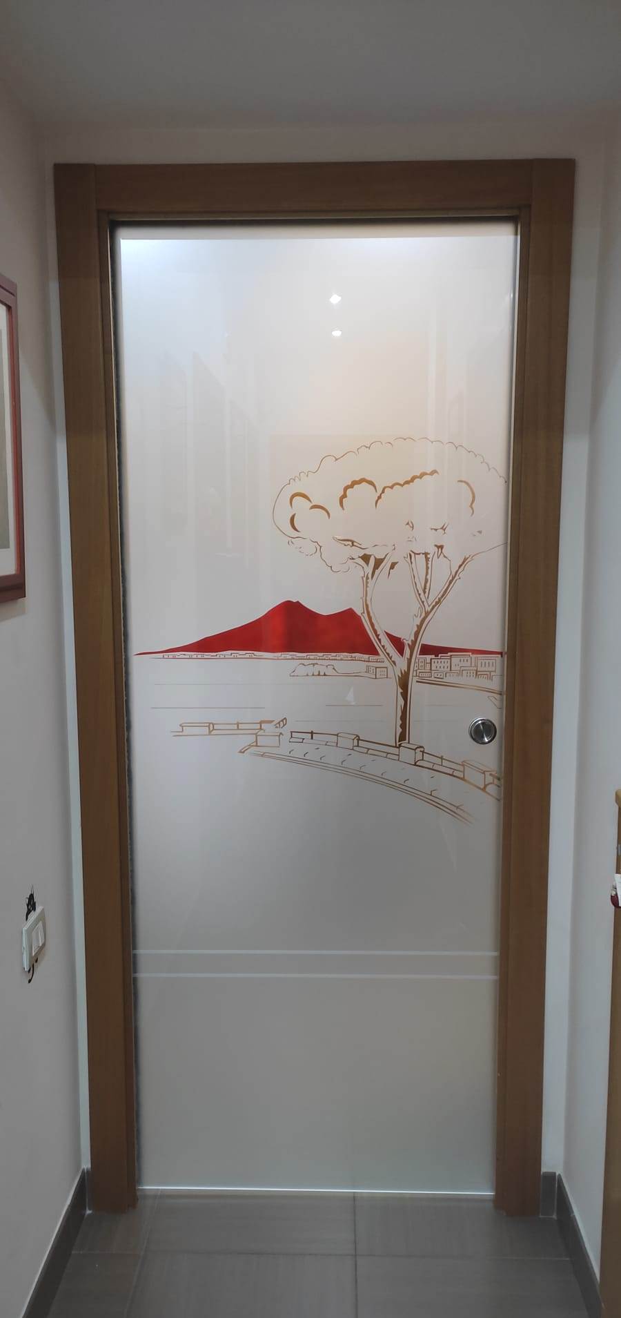 Porta in vetro personalizzata con disegno Vesuvio