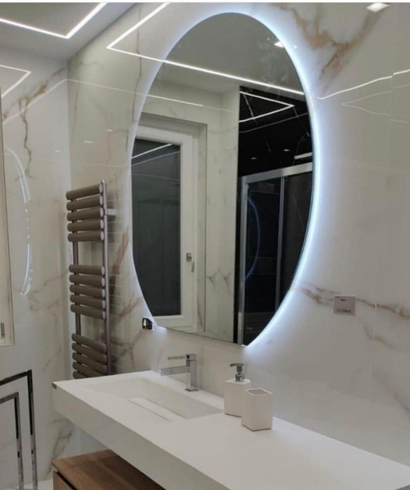 Specchiera  bagno retroilluminata con luci led