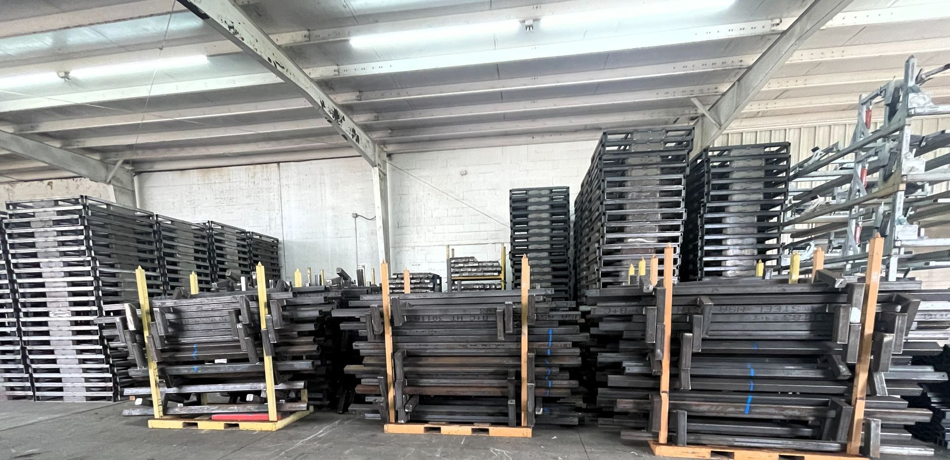 Custom shipping containers