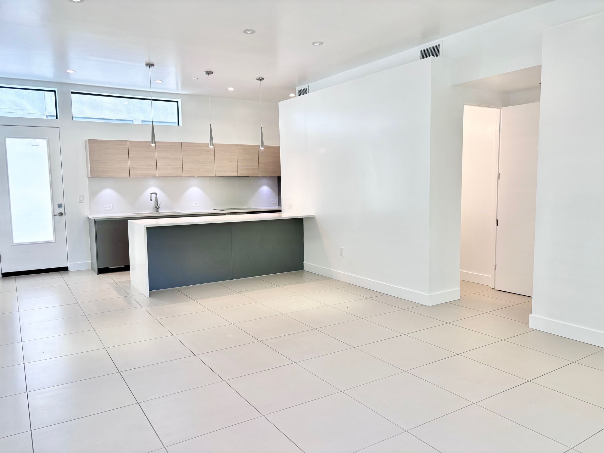 Modern Apartment Spacious Living Room