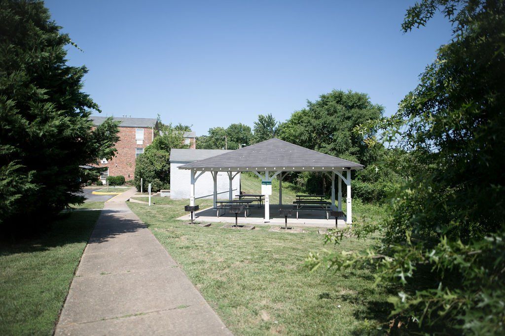 photo gallery - external photo of building
