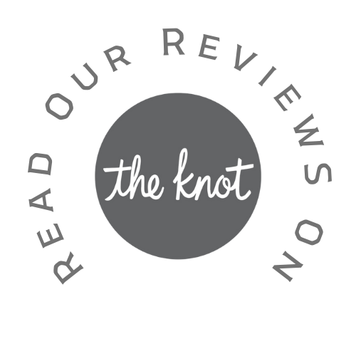 A logo for the knot that says read our reviews on the knot.