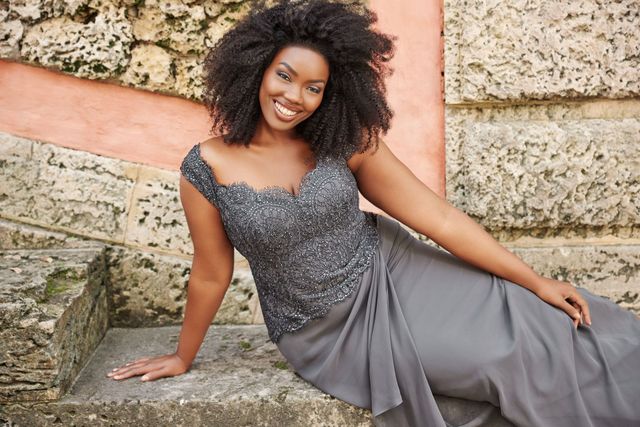 Plus Size Mother of the Bride Dresses: Stunning Collection