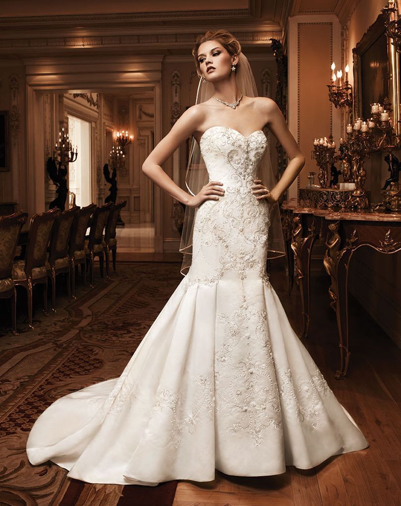 Casablanca 2124 Wedding Gown at Fifi's Bridal in Chicago