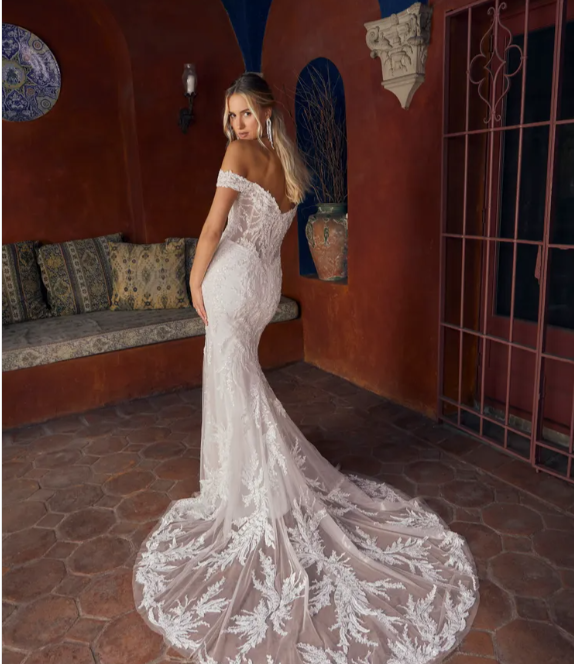 Casablanca Rochelle 2554 Wedding Gown