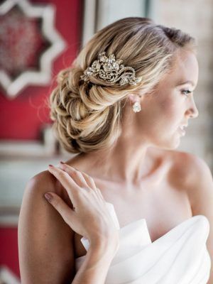 Wedding hair accessories at Fifi's Bridal