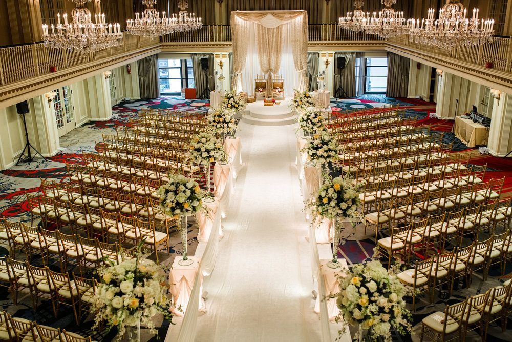 The Drake Hotel – Timeless Chicago Luxury Wedding Venue