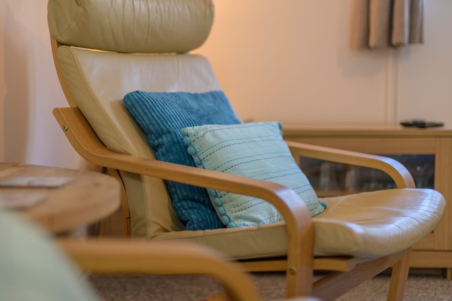 Horseshoe Cottage Sitting Room Chair