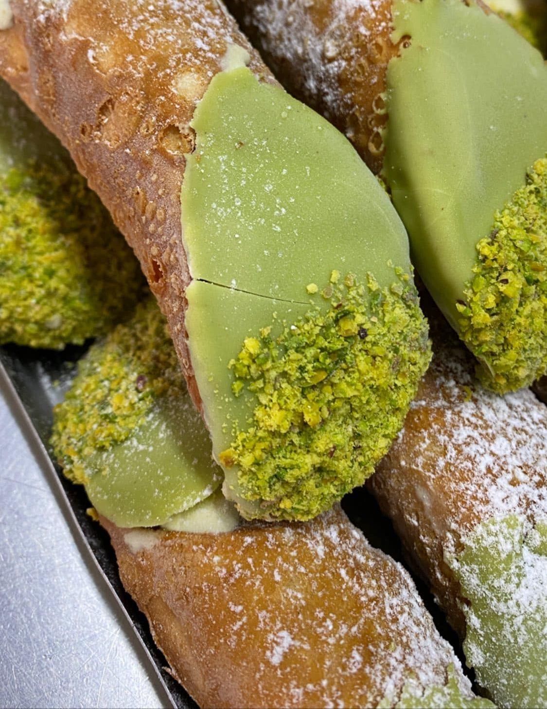 cannolo pistacchio