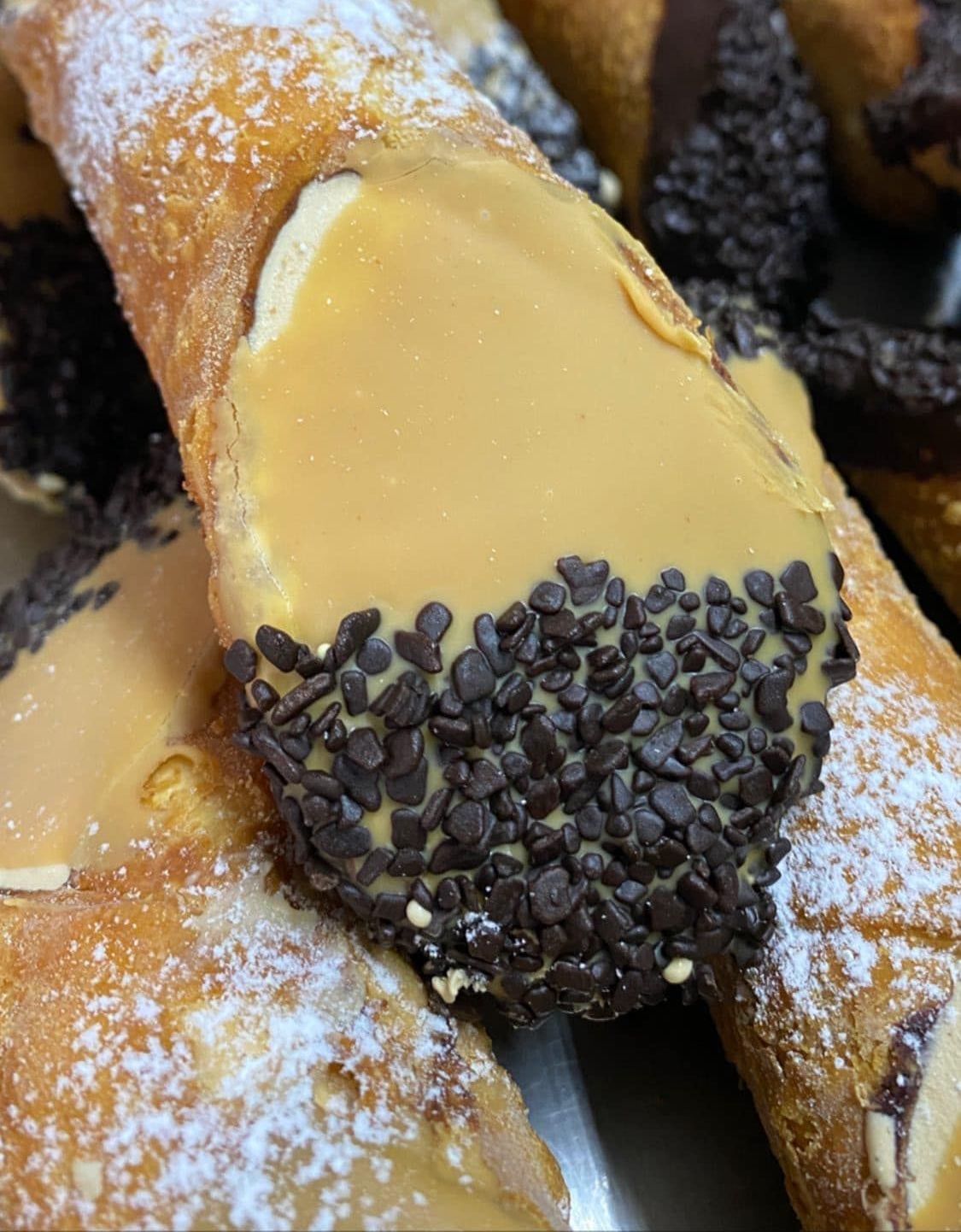 cannolo gelato caramello