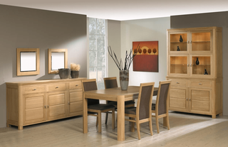 quality wooden furniture for dining area