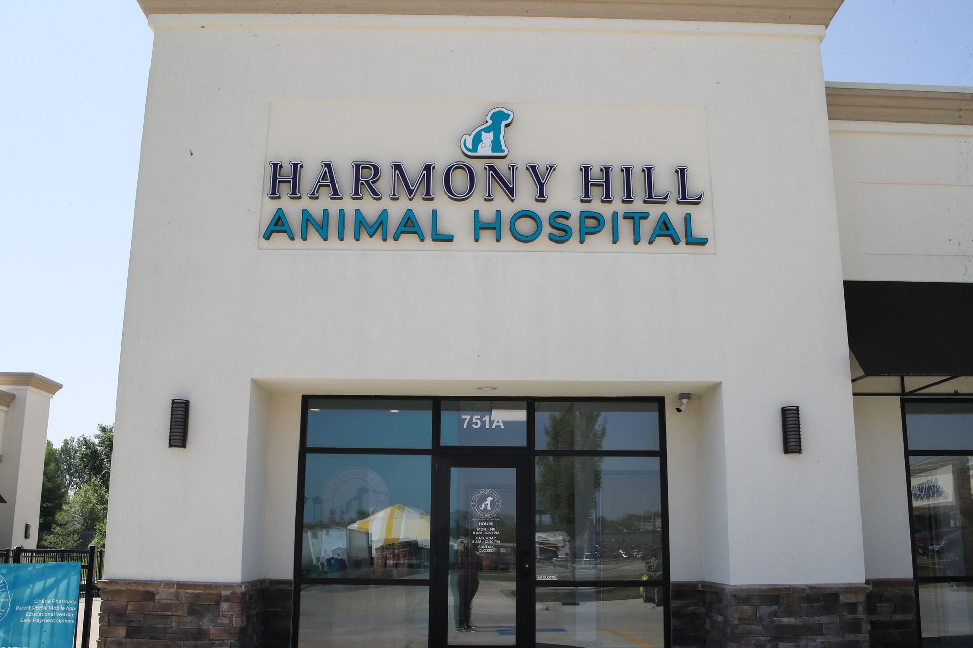 Harmony Hill Animal Hospital Building & Sign