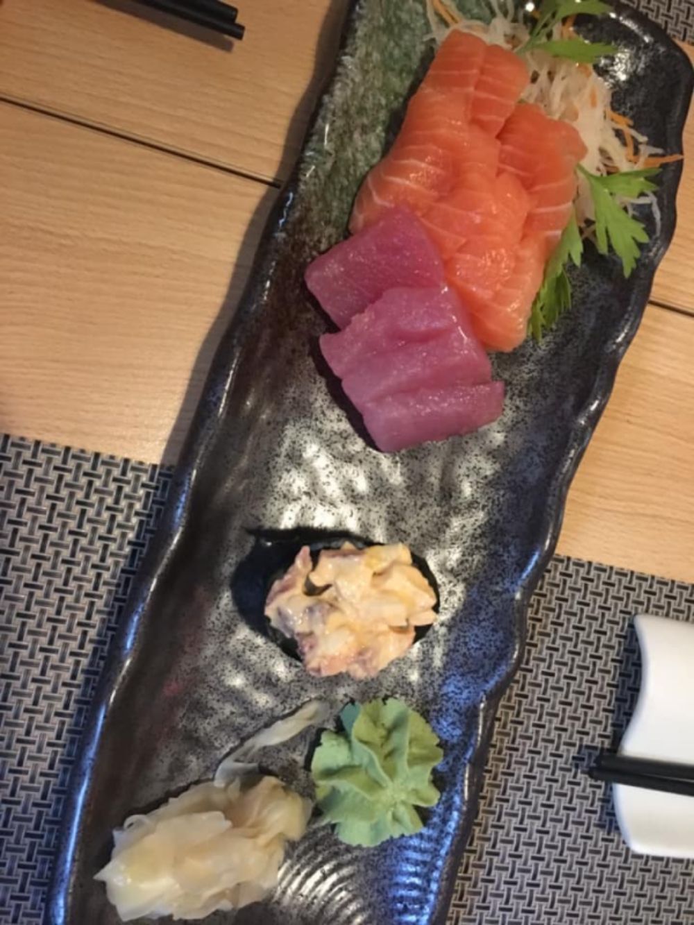 sashimi with tuna and salmon