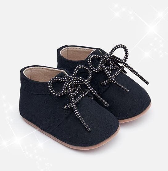 Scarpine grigie con lacci