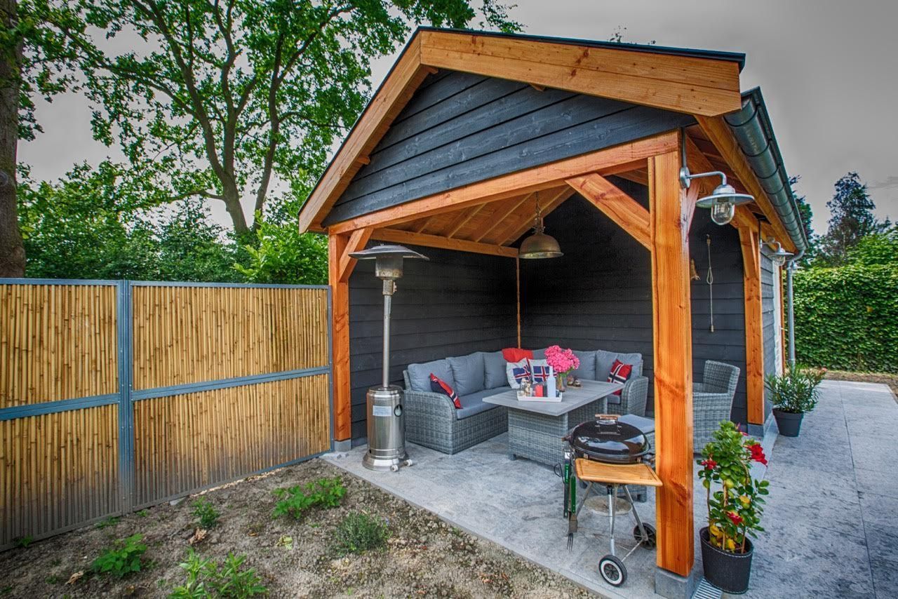 Overkapping en schuur Stad aan het Haringvliet