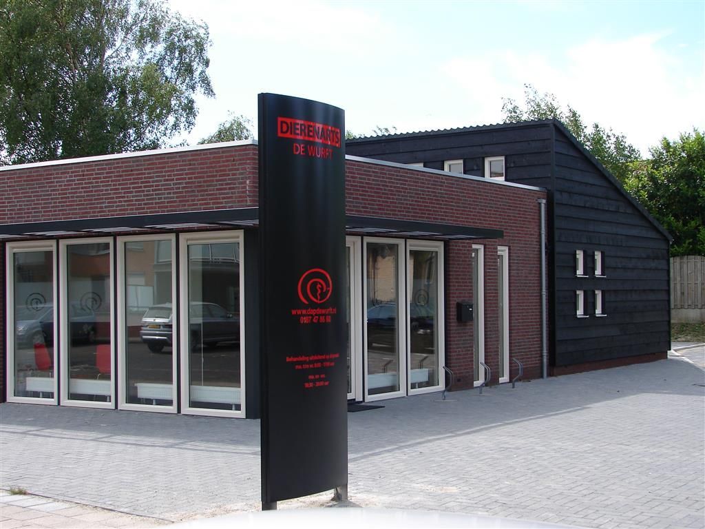 Nieuwbouw Dierenartsenpraktijk De Wurft in Sommelsdijk