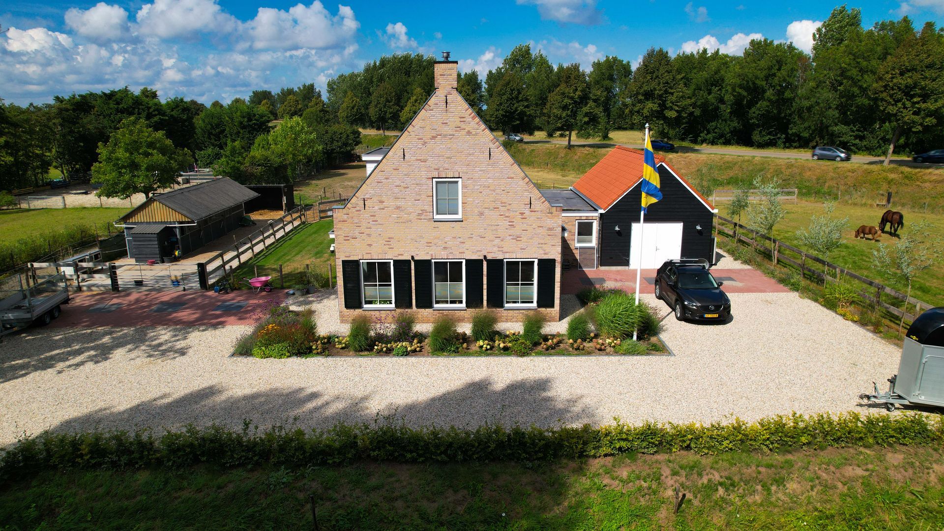 Nieuwbouw woning in Sommelsdijk met een landelijk karakter