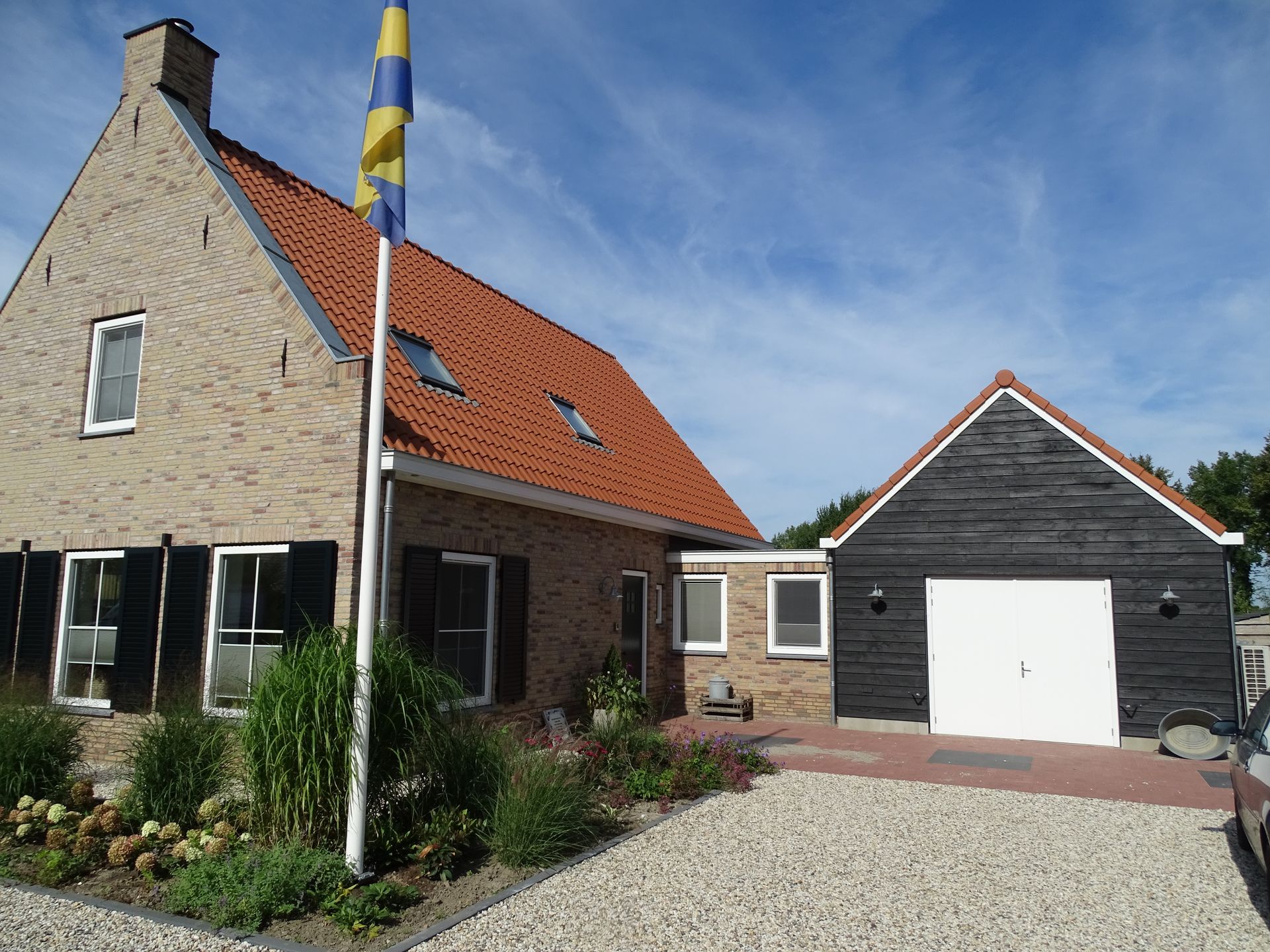 Nieuwbouw woning in Sommelsdijk met een landelijk karakter 