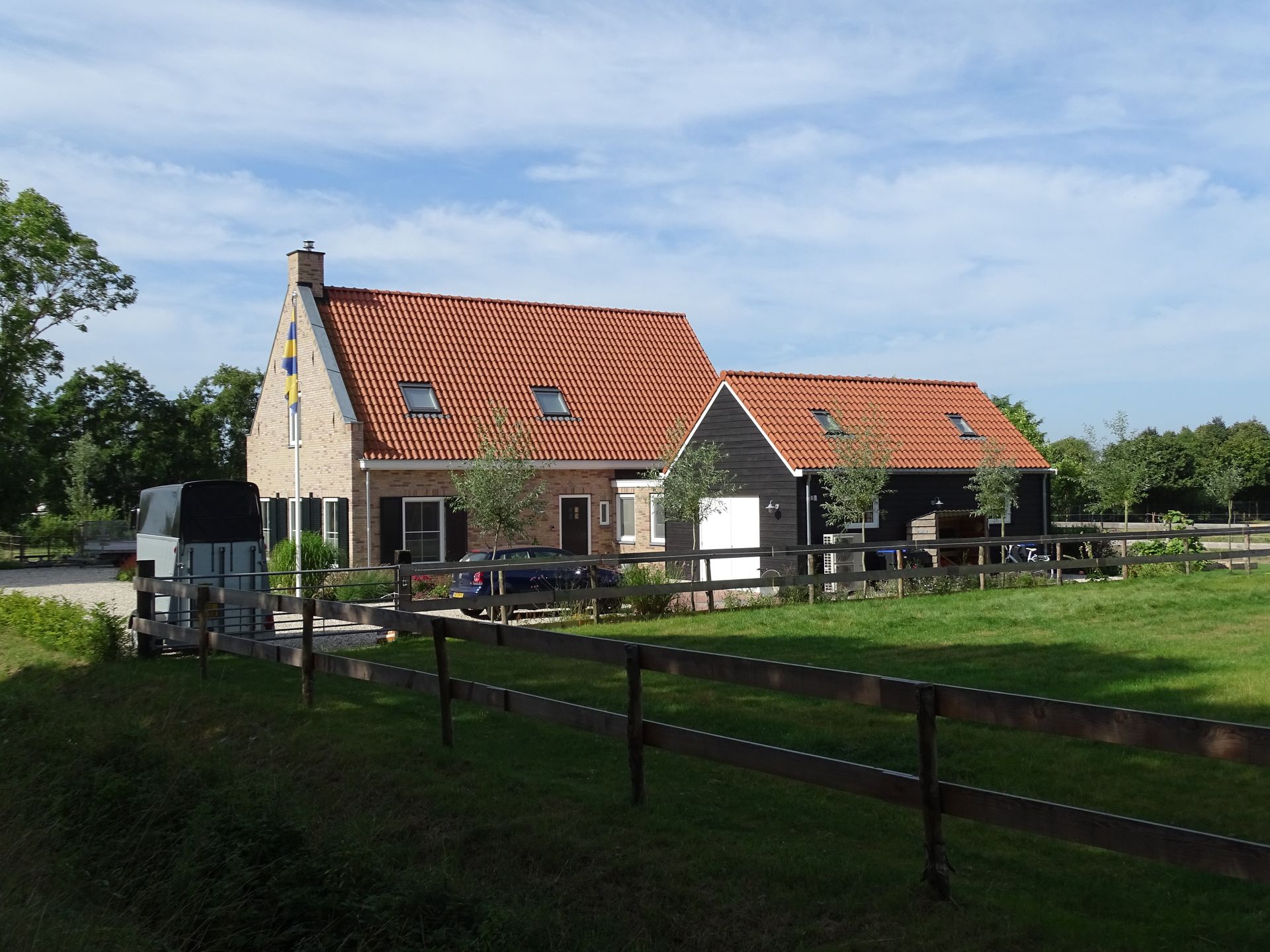 Nieuwbouw woning in Sommelsdijk met een landelijk karakter 