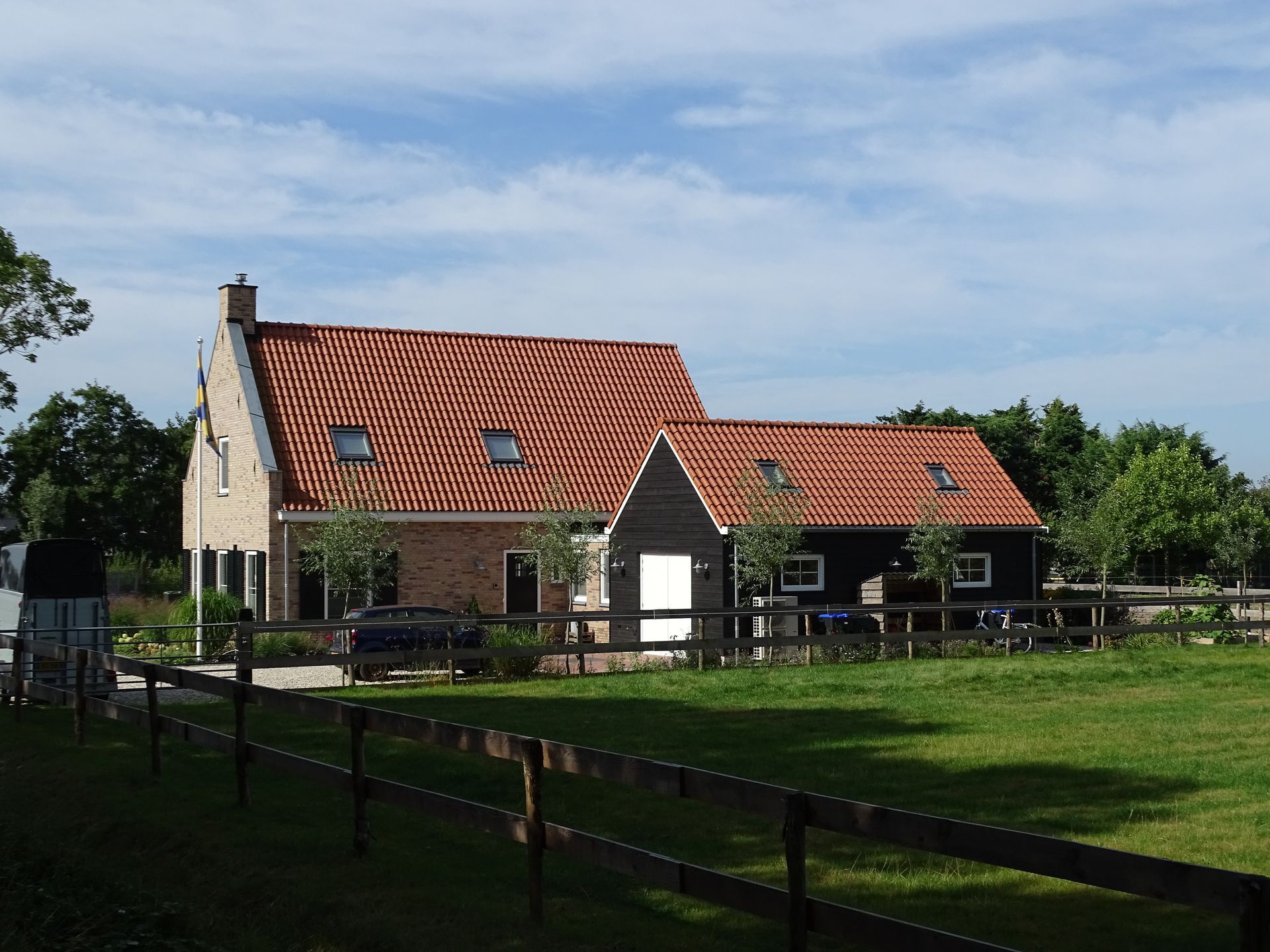 Nieuwbouw woning in Sommelsdijk met een landelijk karakter 