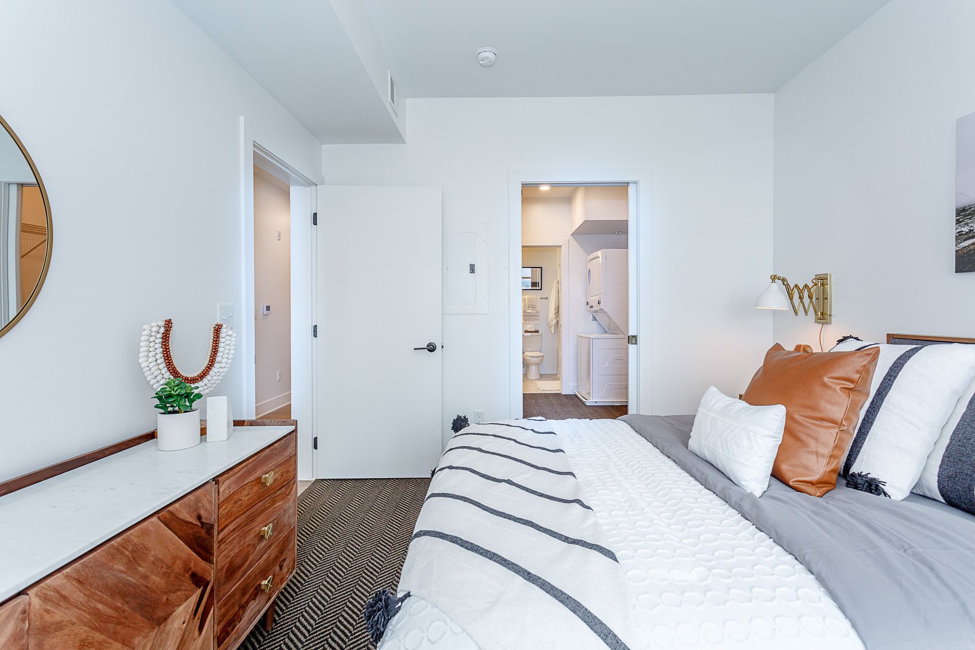 capitol place bedroom 5