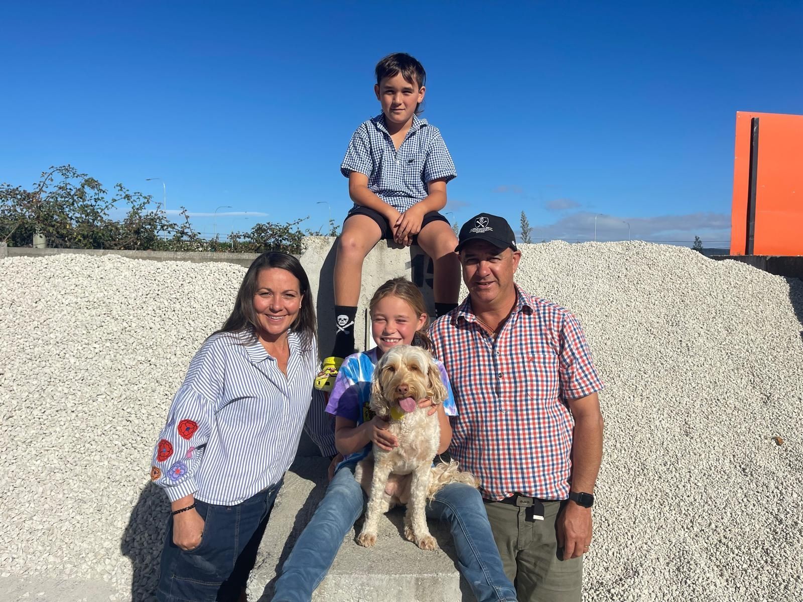 ?‍??‍? Kent & Kirsty Karangaroa