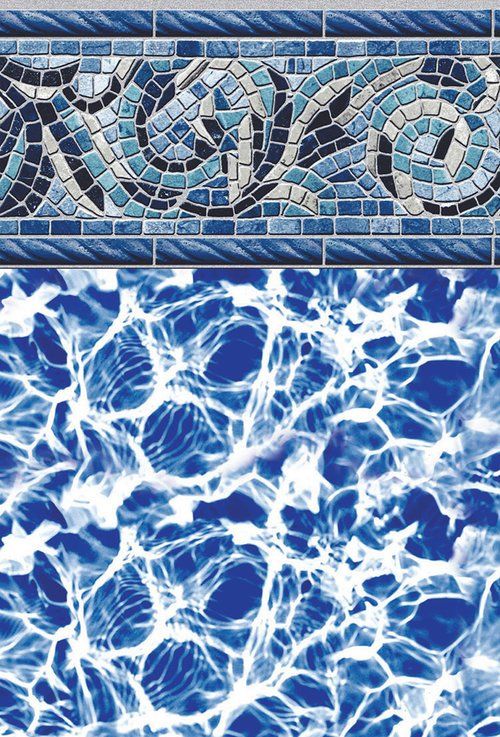 Un gros plan d une piscine avec une bordure en mosaïque.