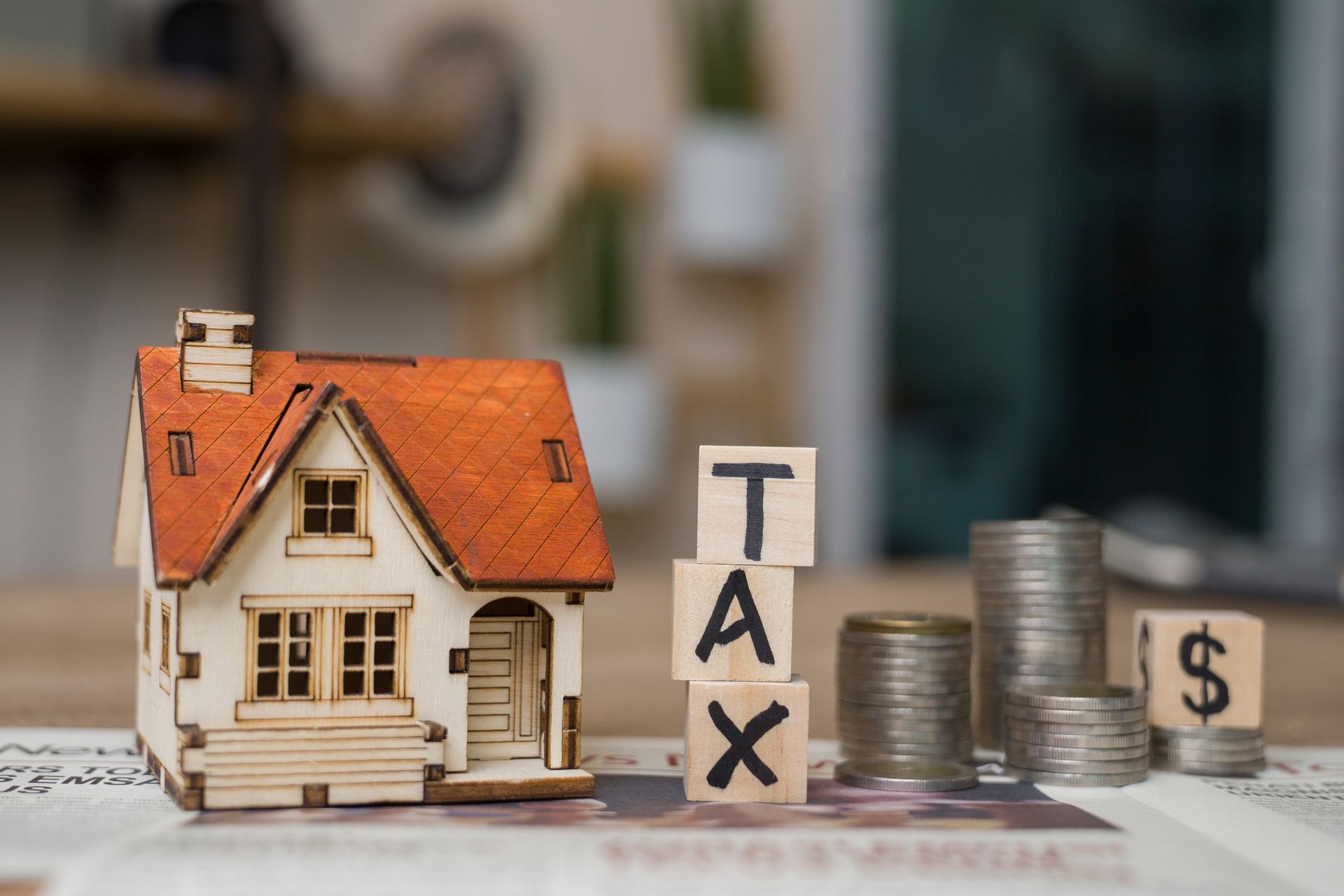 Miniature House - Boone, IA - Doran Law Firm