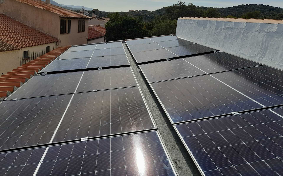 Pannelli solari e installazione impianti di domotica e sistemi automazione in Sardegna