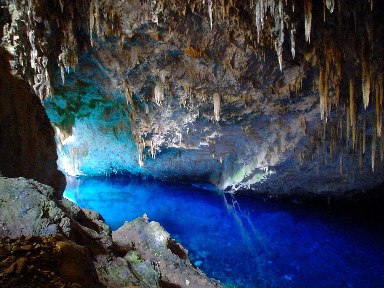 Gruta da Lagoa Azul MS