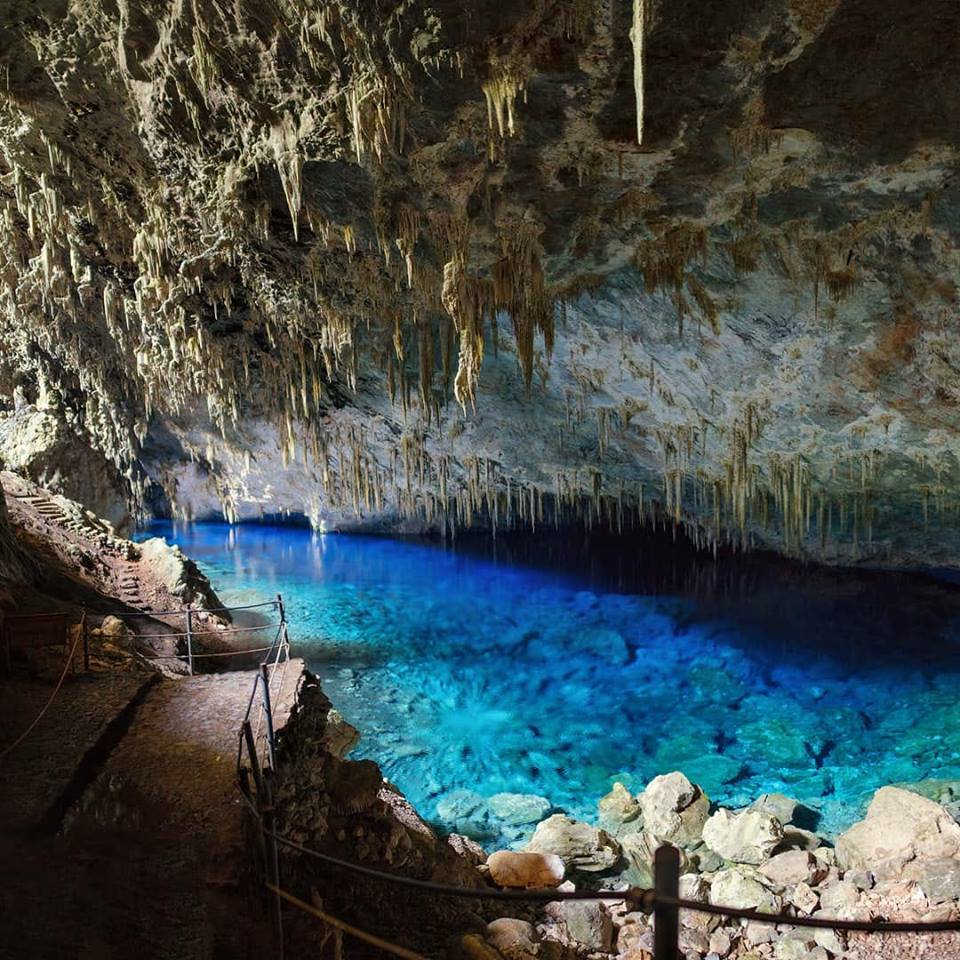 Gruta do Lago Azul Bonito