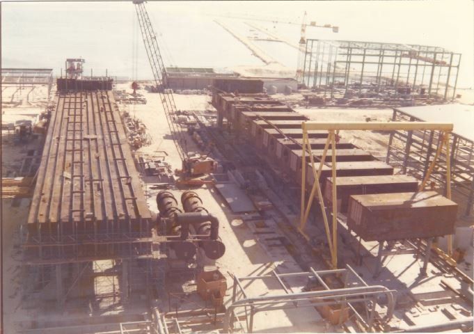 Qatar Dissalatori in costruzione (1976)