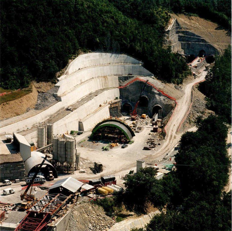 Linea AV Bo-Fi in costruzione (2000)