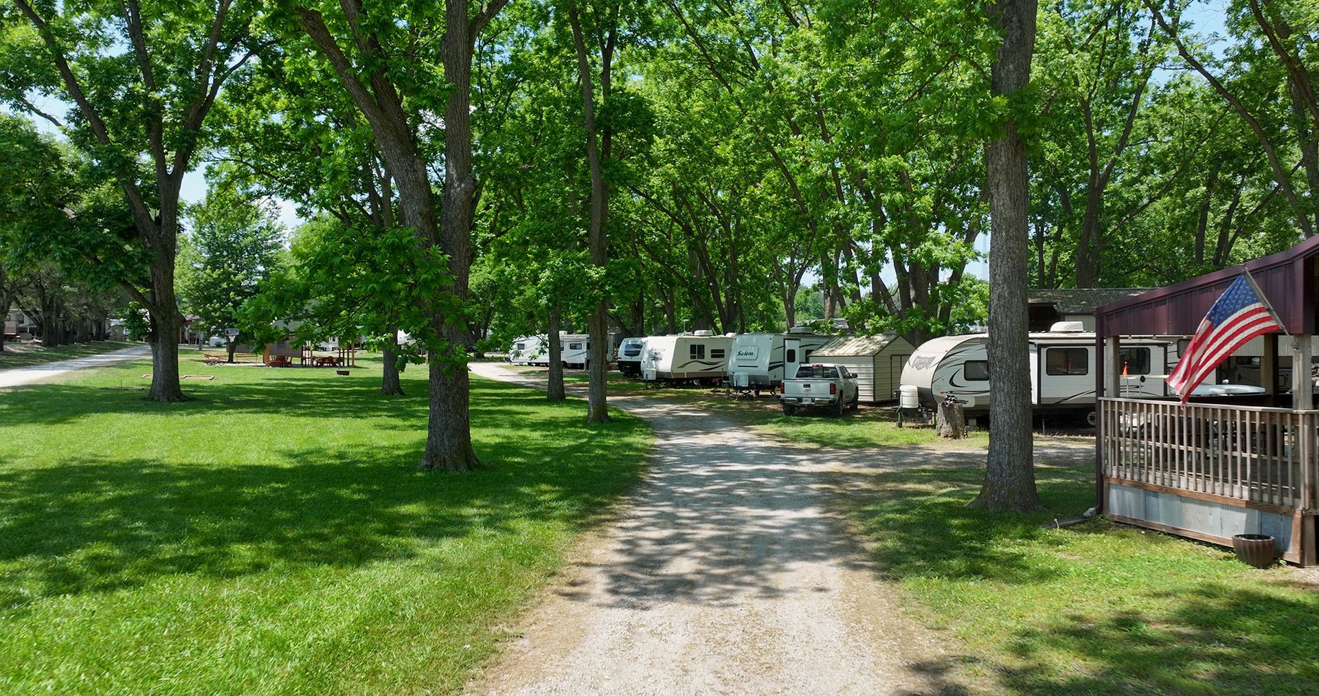 About Us | Pecan Grove Campground & RV Park| Warsaw, MO