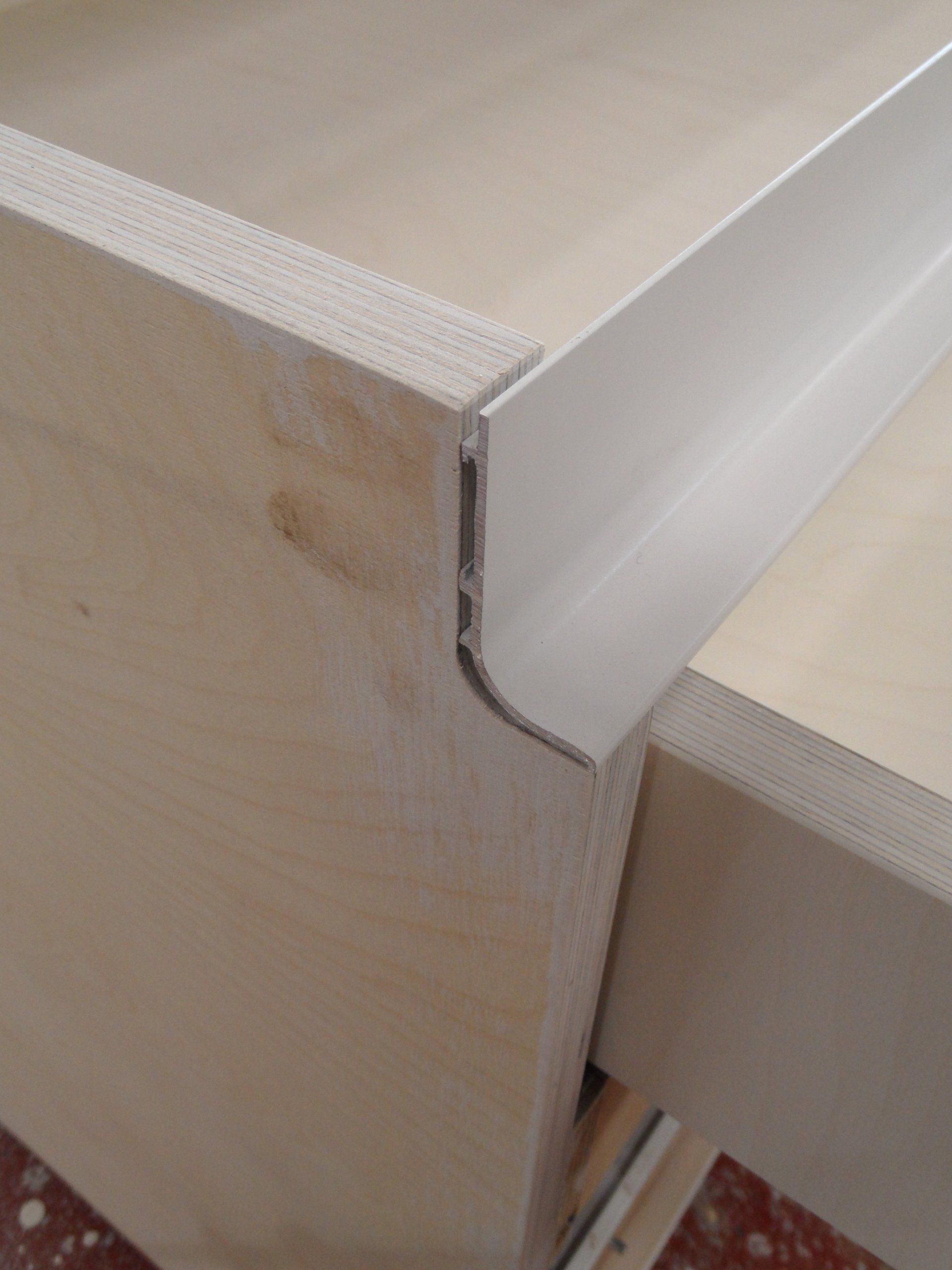 cucina con maniglia gola