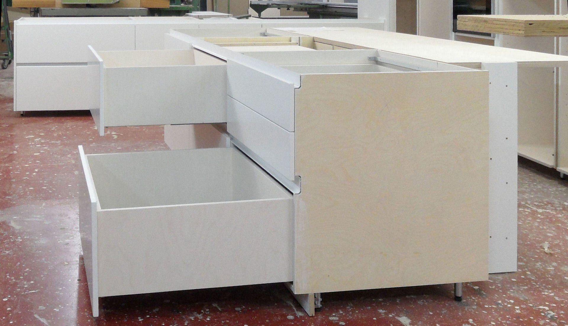 cucina con cestoni molto profondi