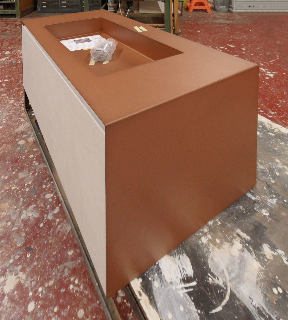 Lavabo in ferro corten e rame brunito