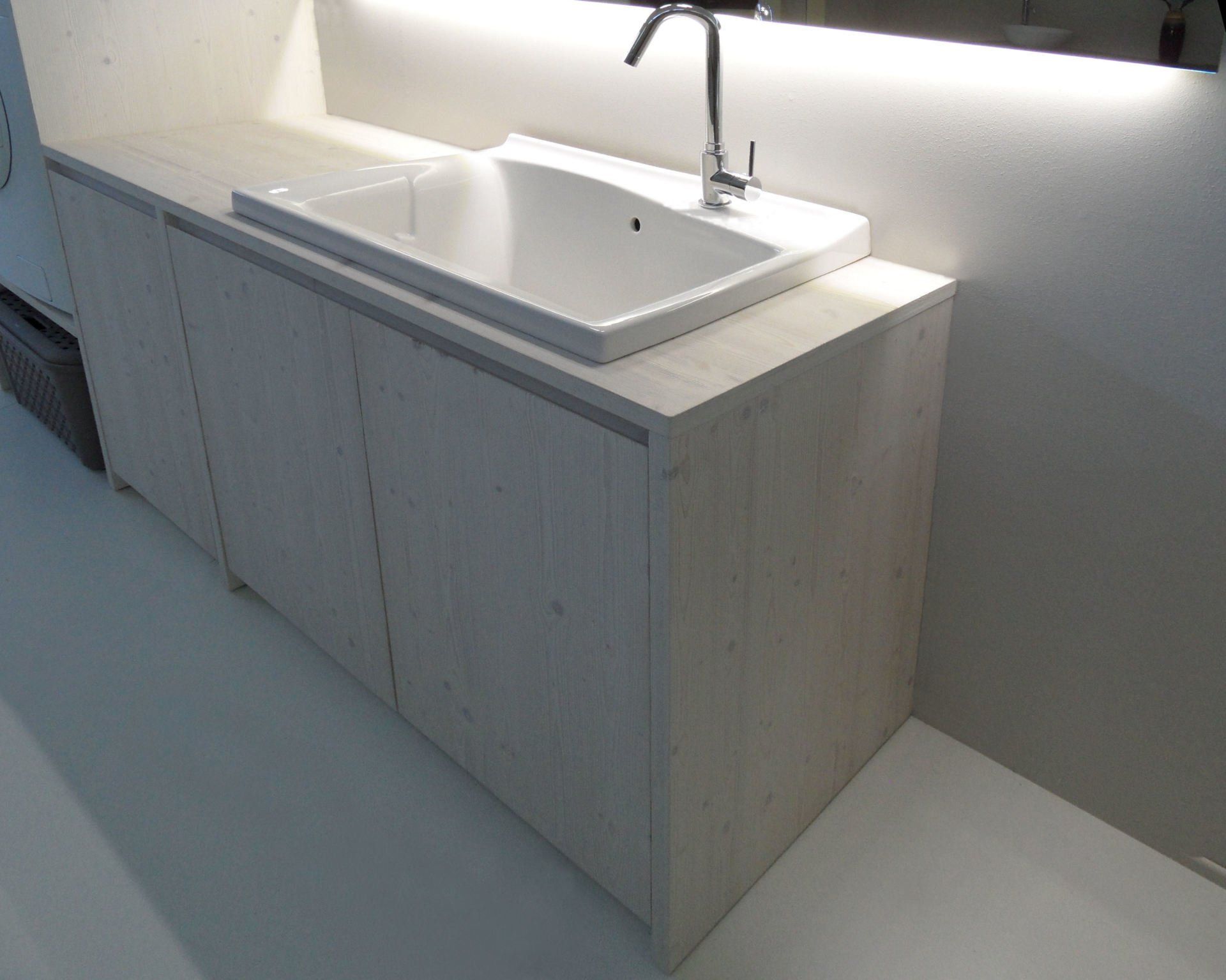 Mobili lavanderia in Massello Serie MAMMUT