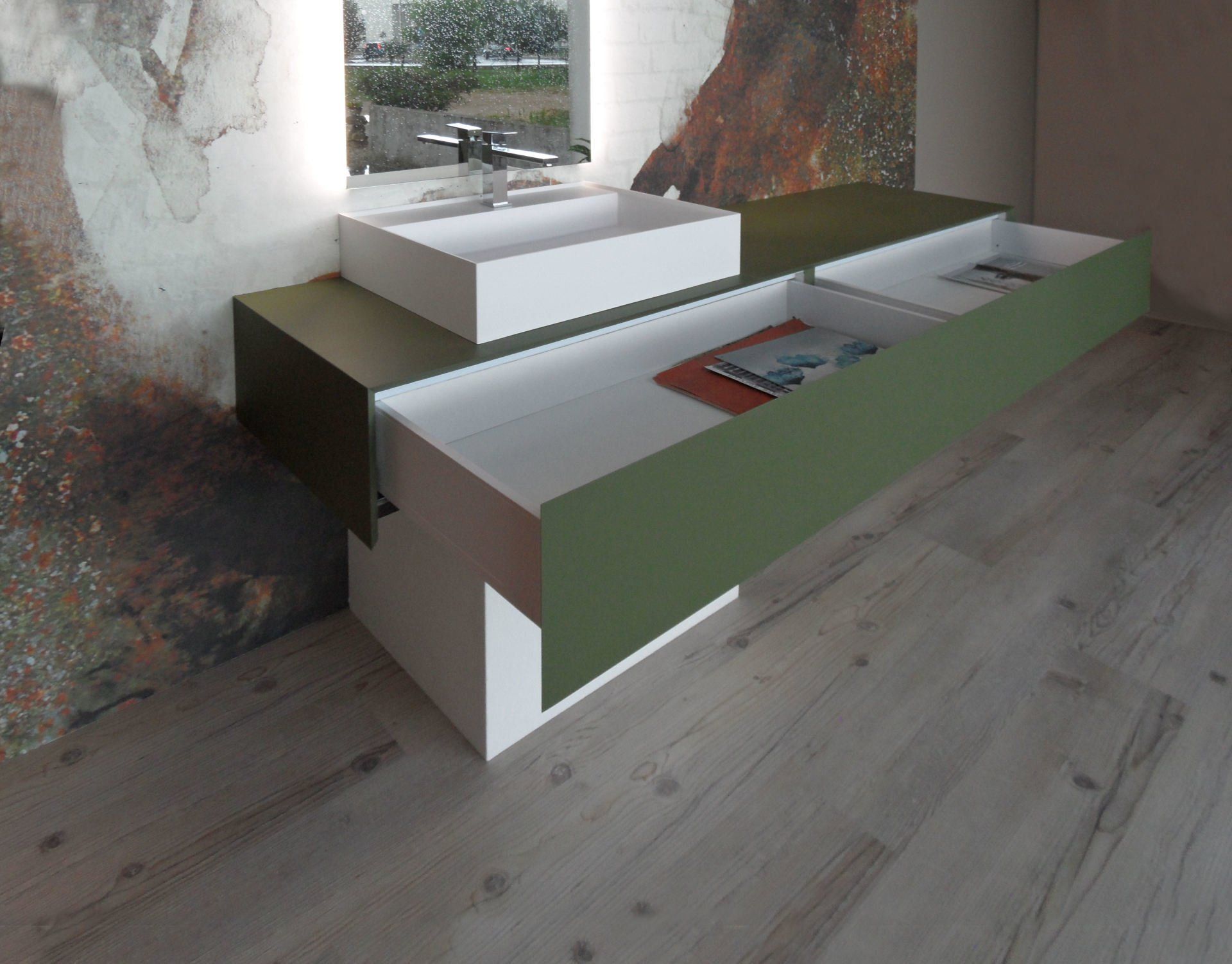 Mobili Bagno monolitico personalizzabile con Carta da Parati