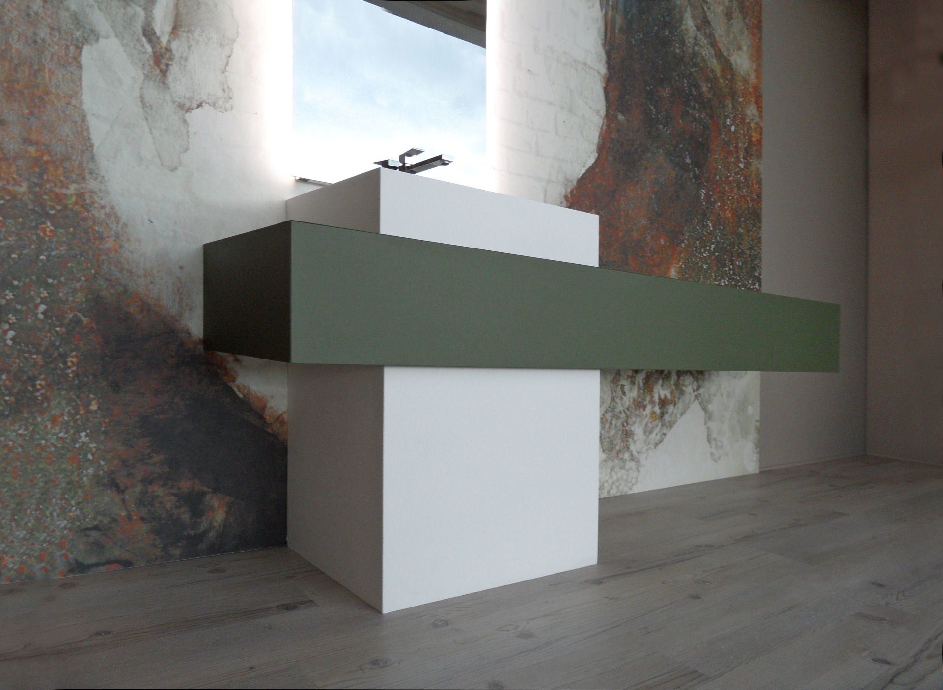 Mobili Bagno monolito personalizzabile con Carta da Parati