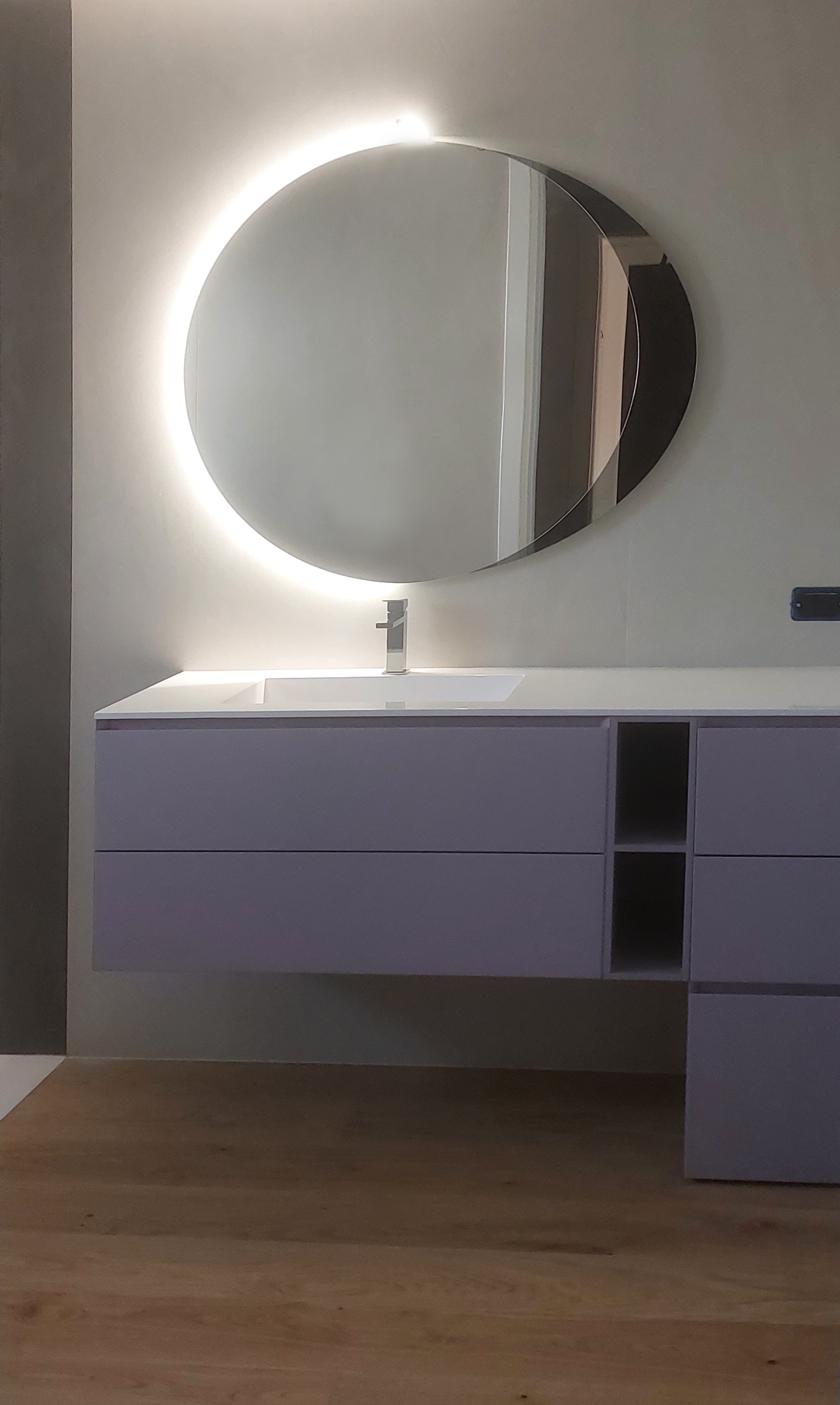 Specchio bagno modello eclisse