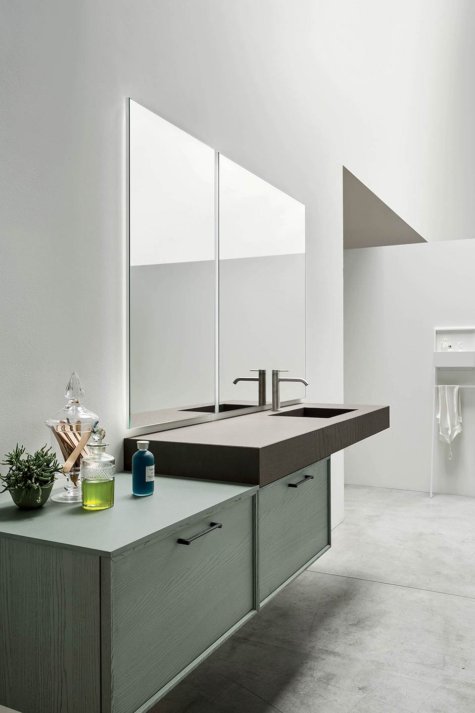 bagno moderno con telaio frassino 8 p1