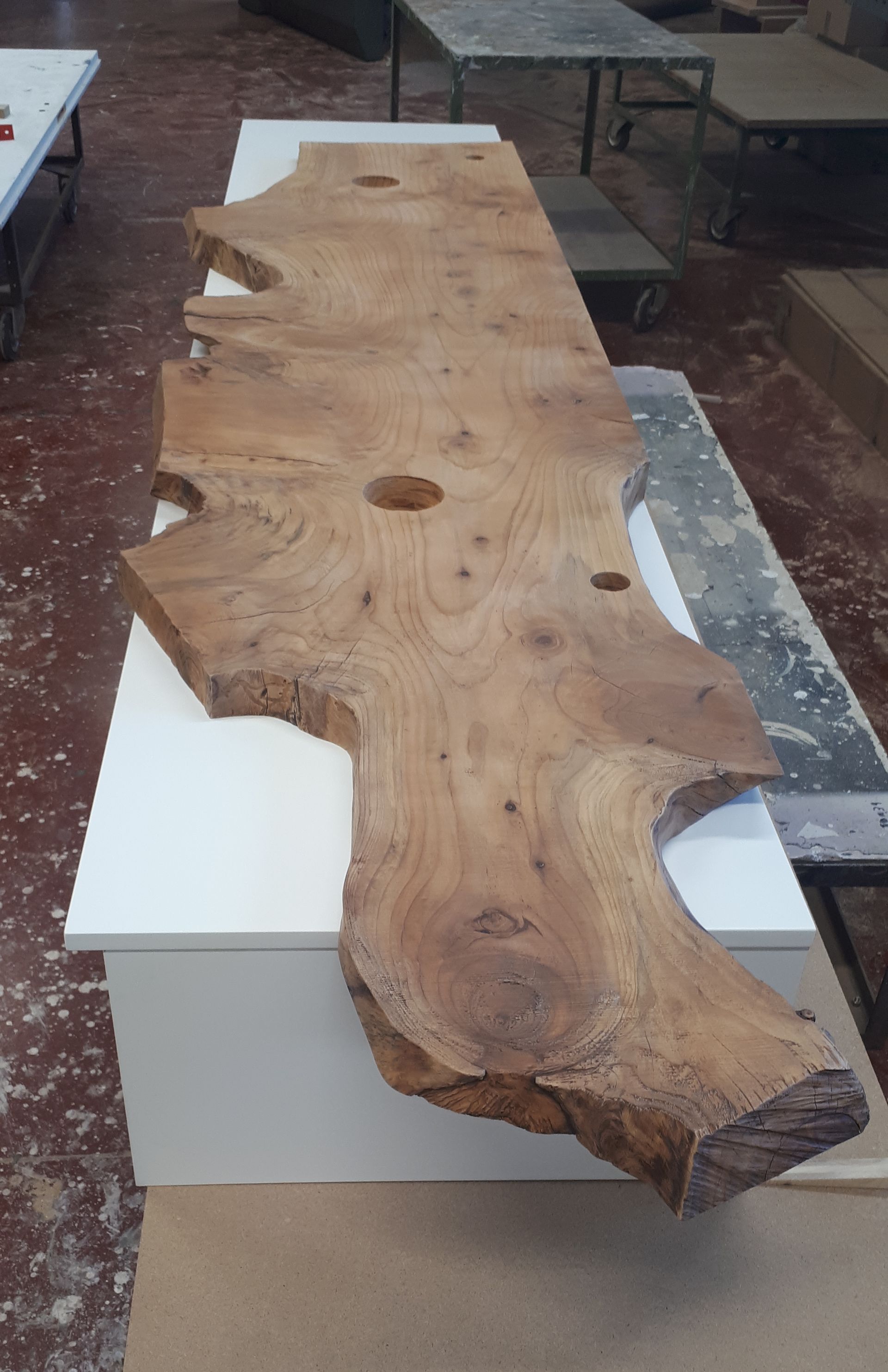 Lavorazioni su tavolati corteccia bagno